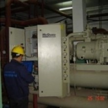 麦克维尔螺杆机维修